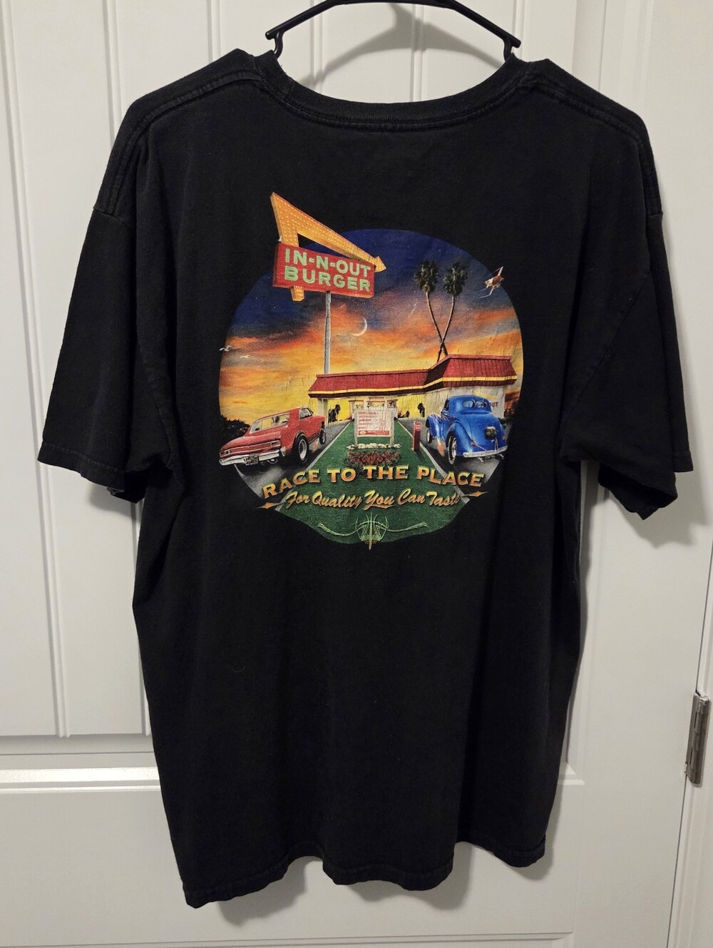 In-N-Out Muscle Car T-Shirt Size Large Utah Washed Out Black Vtg